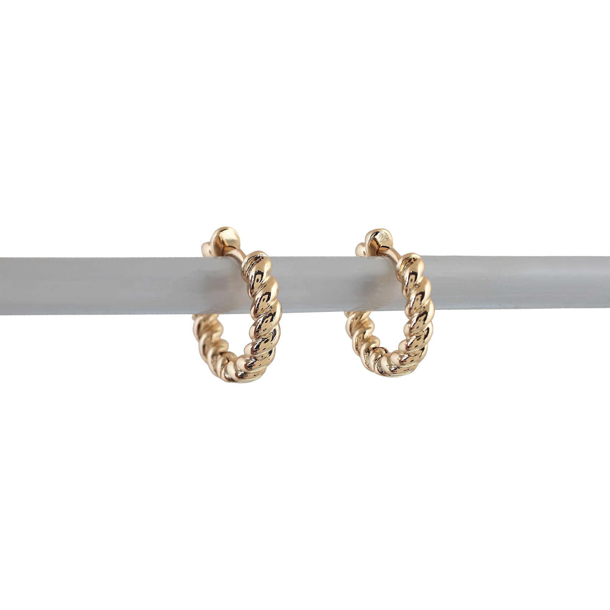 'LET IT FLOW' Twisted Hoop Earrings -Gold-