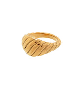 Gold ring 